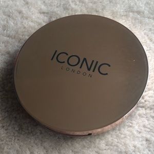 Iconic London Luminous Powder